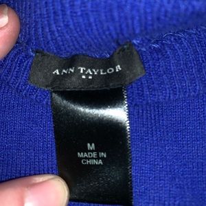 Ann Taylor sweater shirt size medium
